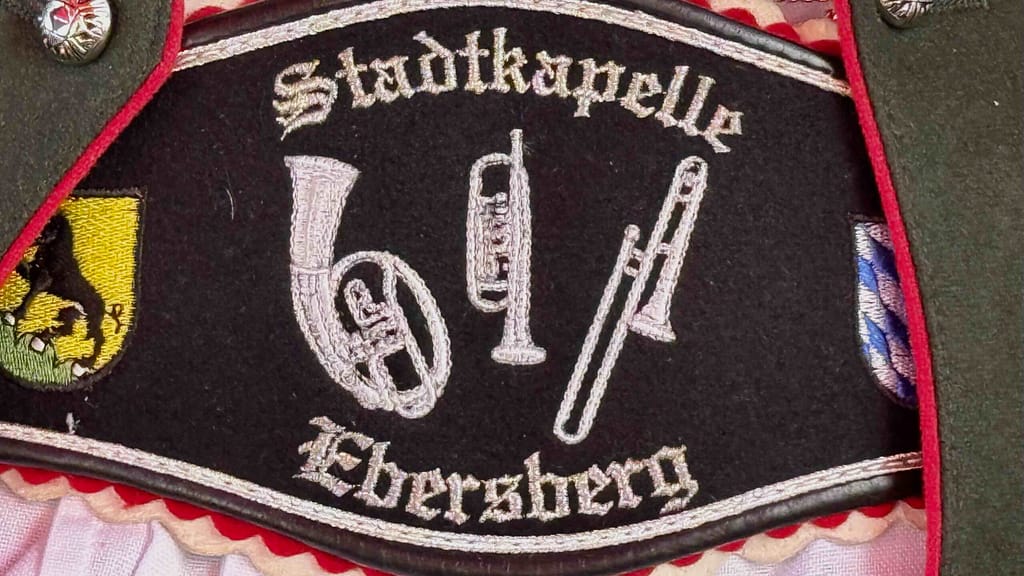 Vereinshosenträger